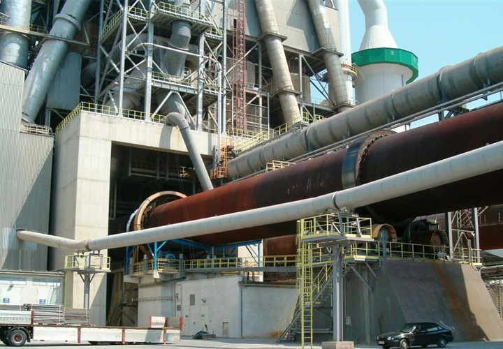 Tube tournant conçu et rénové par Maguin, expert historique en fabrication, maintenance et audit d’équipements thermiques industriels