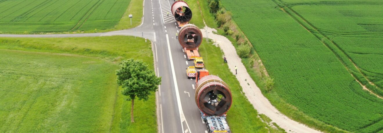 Livraison sur chantier d’un module industriel Maguin, en lien avec la supervision et l’assistance à l’installation
